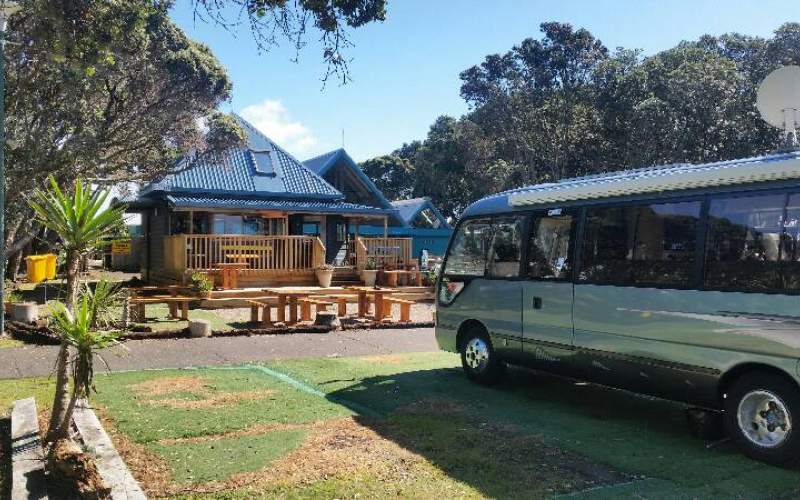 Orewa Beach Top 10 Holiday Park Full Service Camp New Zealand